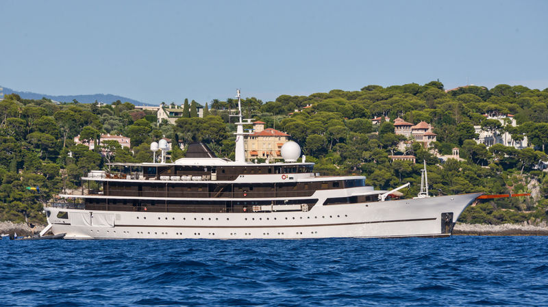 Chakra anchored off Monaco