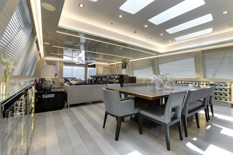Moonraker dining room