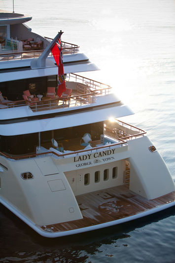 Lady Candy exterior detail