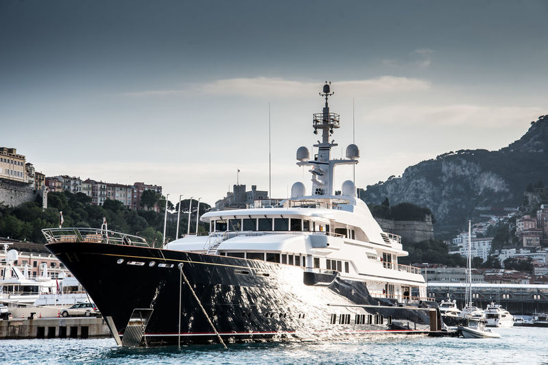 Hampshire 2 in Monaco