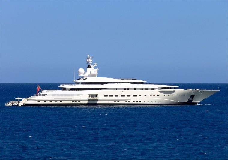 Pelorus off Antibes in 2006