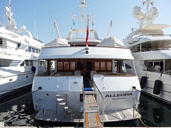 Allegra in Flisvos Marina