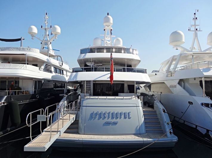 Apostrophe in Flisvos Marina
