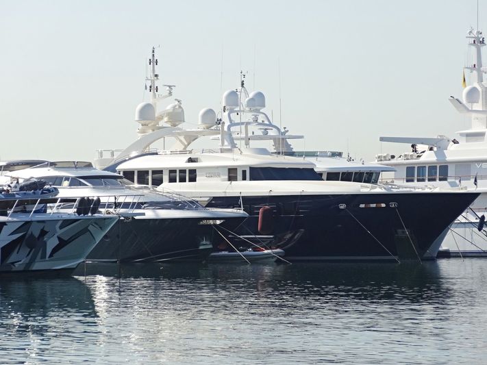 Ledra in Athens Marina