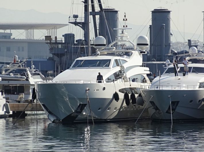 Liberdade in Flisvos Marina