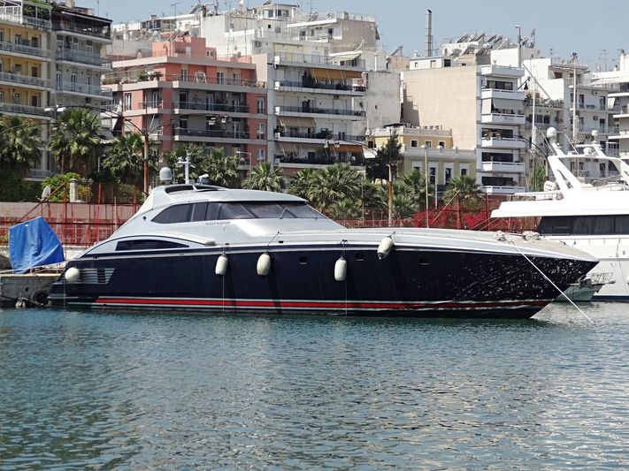 Oceanis in Zeas Marina