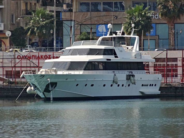 Paradis in Zeas Marina