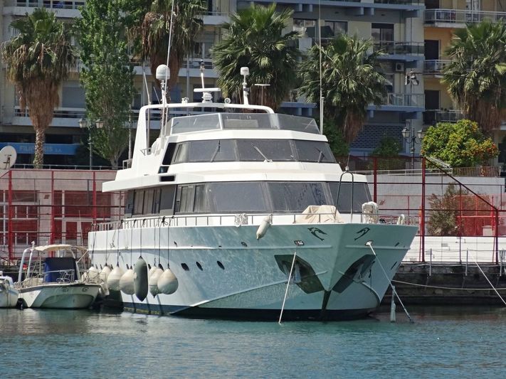 Paradis in Zeas Marina