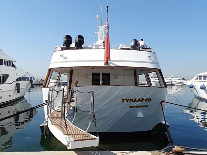 Tyndareo in Flisvos Marina