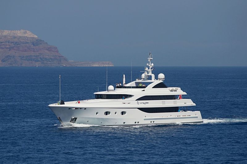 Turquoise cruising in Greece