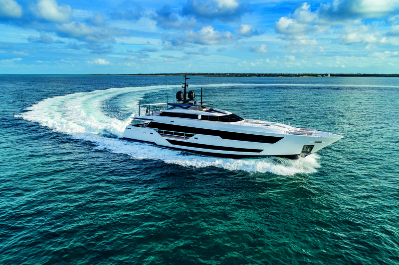Vista Blue cruising