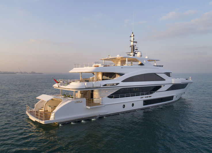 C'est La Vie anchored
