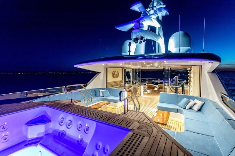Viatoris sun deck