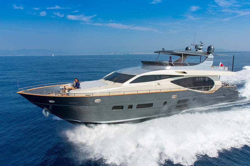 Canados 888 Evolution "URSUS" cruising
