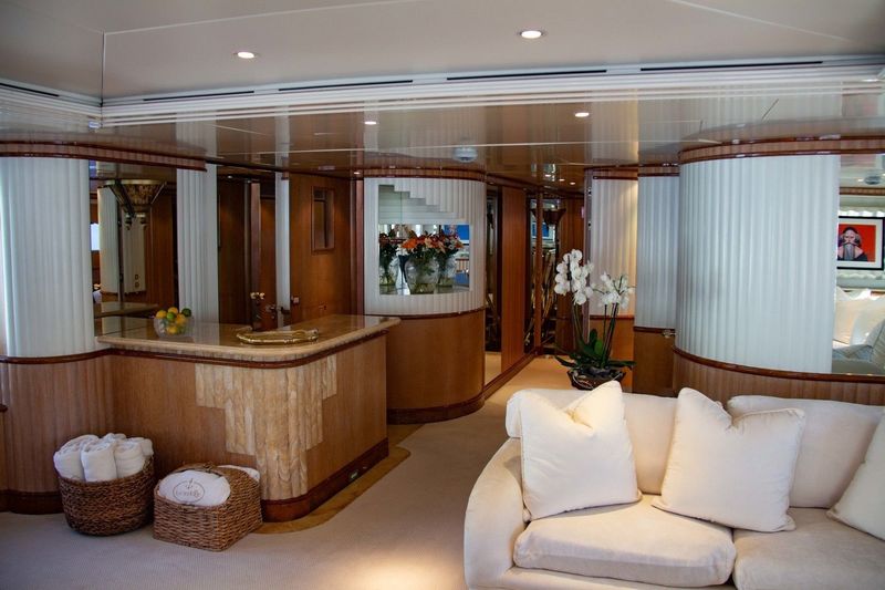Lumiere upper deck saloon