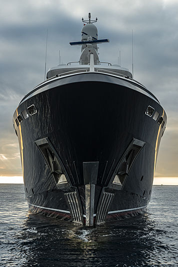 Stella di Mare anchored