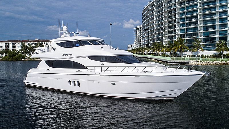 Hatteras Yachts Destiny IV
