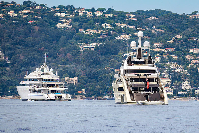 ACE and Moonlight II in Golfe-Juan