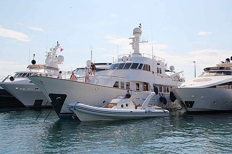 Mizar in Port Canto