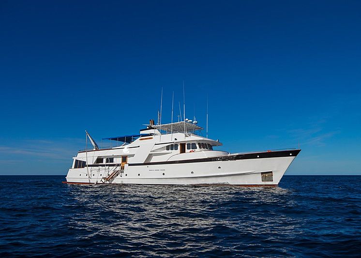 Beluga yacht