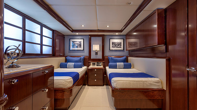 Glaze stateroom