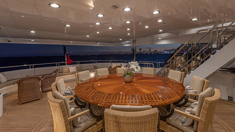 Glaze aft deck
