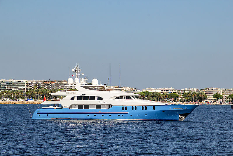 Dr No No yacht in Cannes