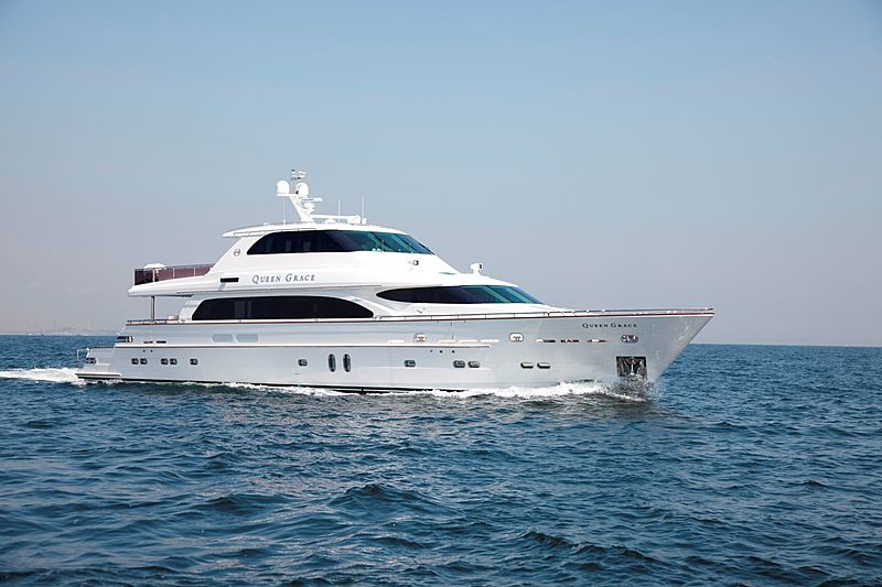 Queen Grace yacht cruising