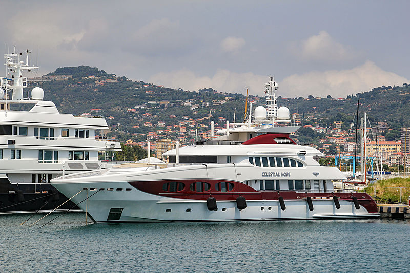 Celestial Hope yacht in Imperia