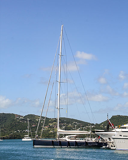 Farfalla yacht in Antigua