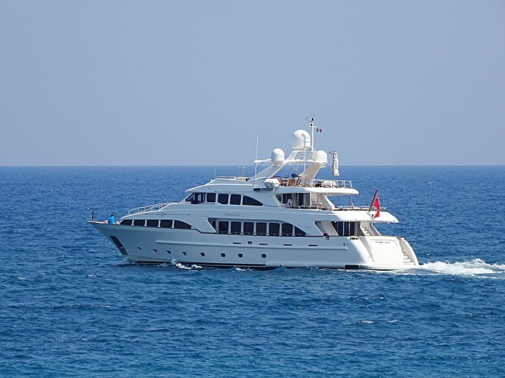 Dream On II leaving Calaponte Marina
