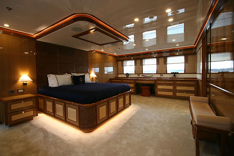 Meteor yacht stateroom
