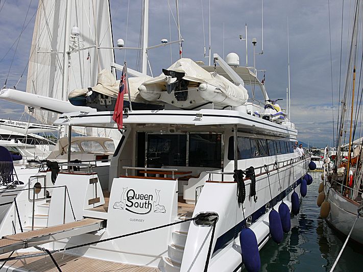 Queen South yacht in Antibes