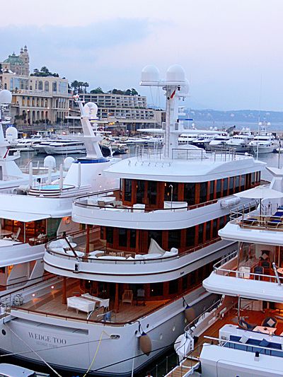 Wedge Too yacht in Port Hercule