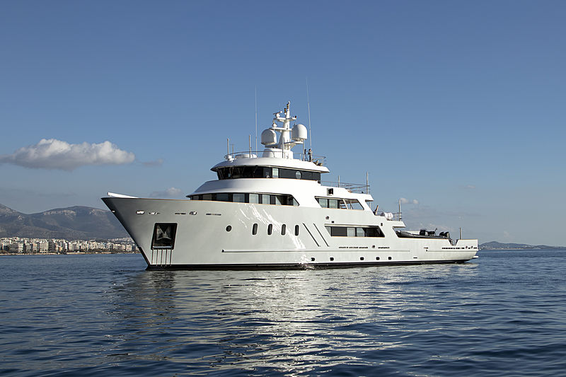 Aspire yacht anchored