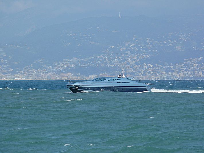 Blue Princess Star yacht arriving in Antibes