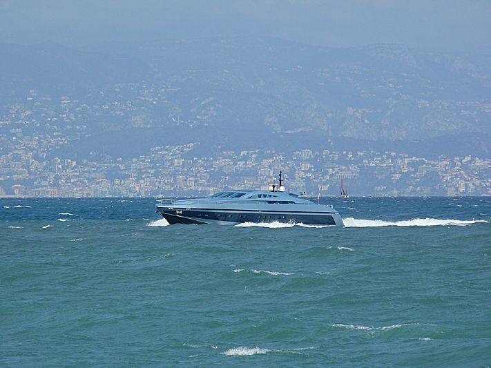 Blue Princess Star yacht arriving in Antibes