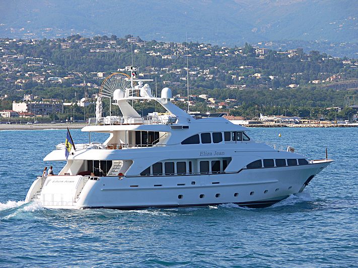 Eliza Jean yacht leaving Antibes