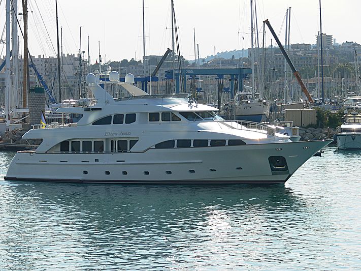 Eliza Jean yacht leaving Antibes