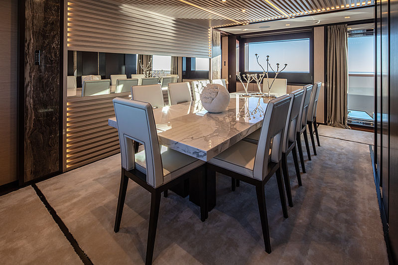 Agora III yacht interior