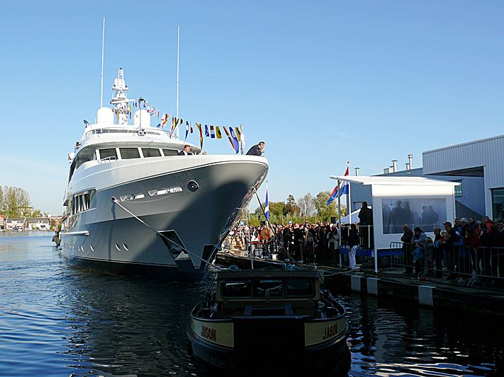 Kathleen Anne yacht launch ceremony in Aalsmeer