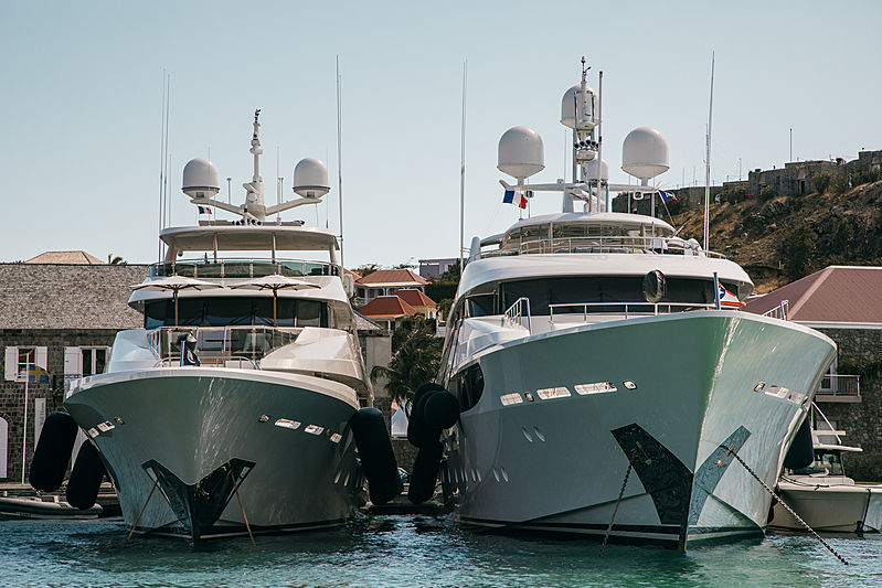 Annastar and Far Niente yachts at St. Barths