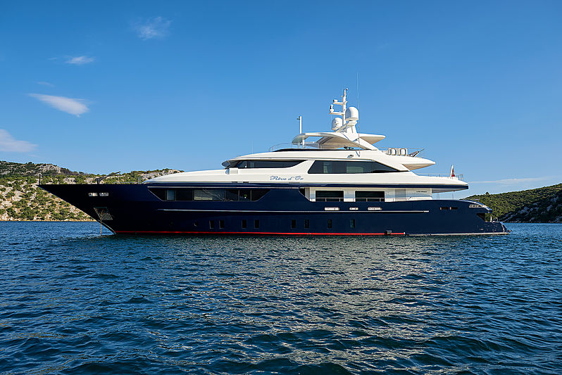 Reve d'Or yacht anchored