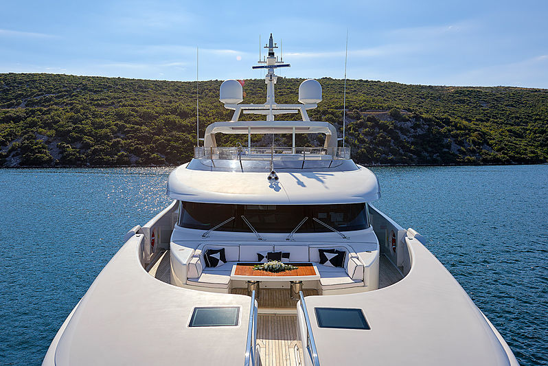 Reve d'Or yacht deck
