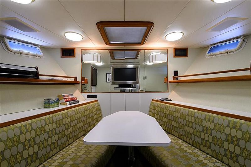Blue Star yacht dining area