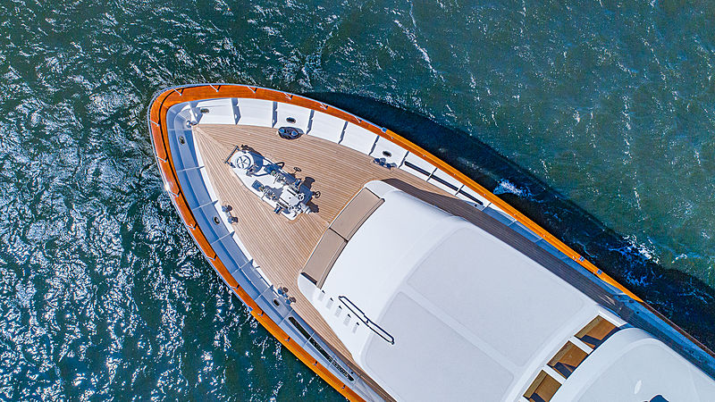 Casual Water yacht cruising