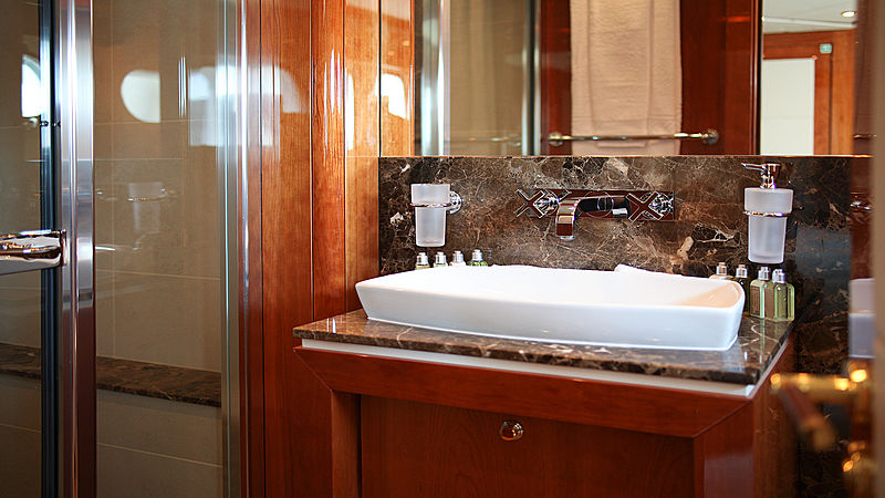 Ira yacht bathroom