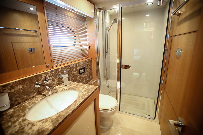 Manhattan Express II yacht