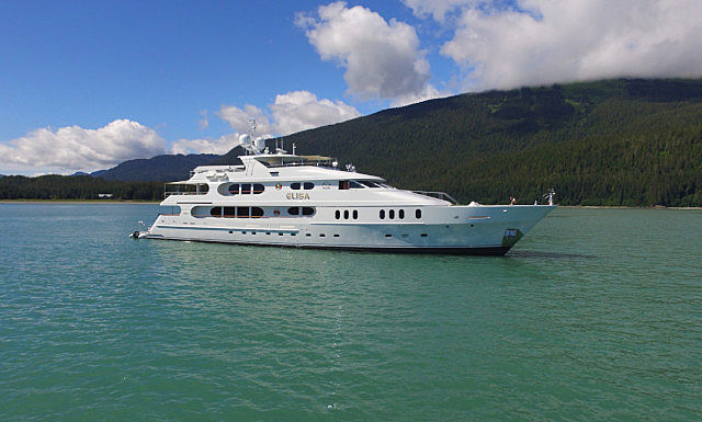 Elisa yacht