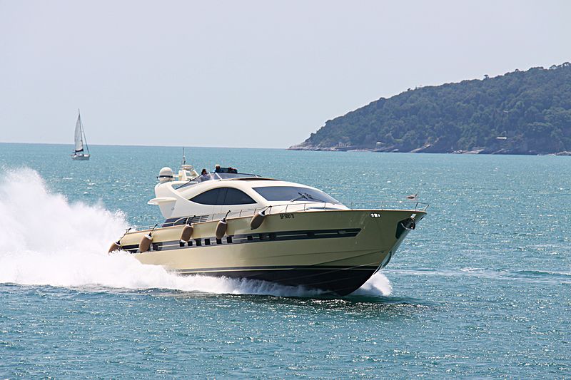 Pachamama yacht Cruising